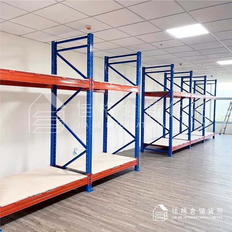 契合大型藝術品木箱與棧板搬運之安全進出動線-佳格倉儲貨架 契合大型藝術品木箱與棧板搬運之安全進出動線-佳格倉儲貨架